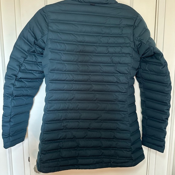 Dark Green Mountain Hardwear Down Filled Puffer Coat with Standup Collar - Picture 2 of 10